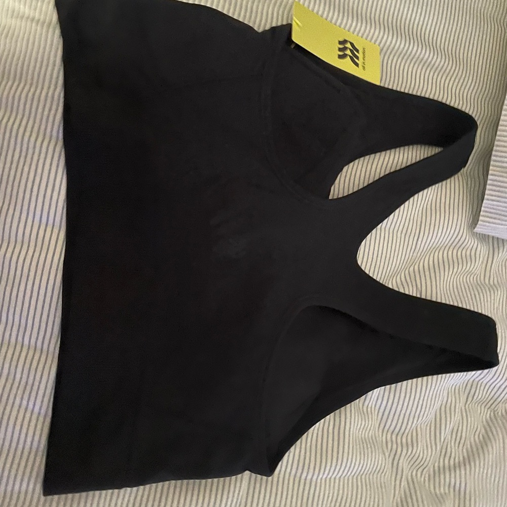 Black sports bra